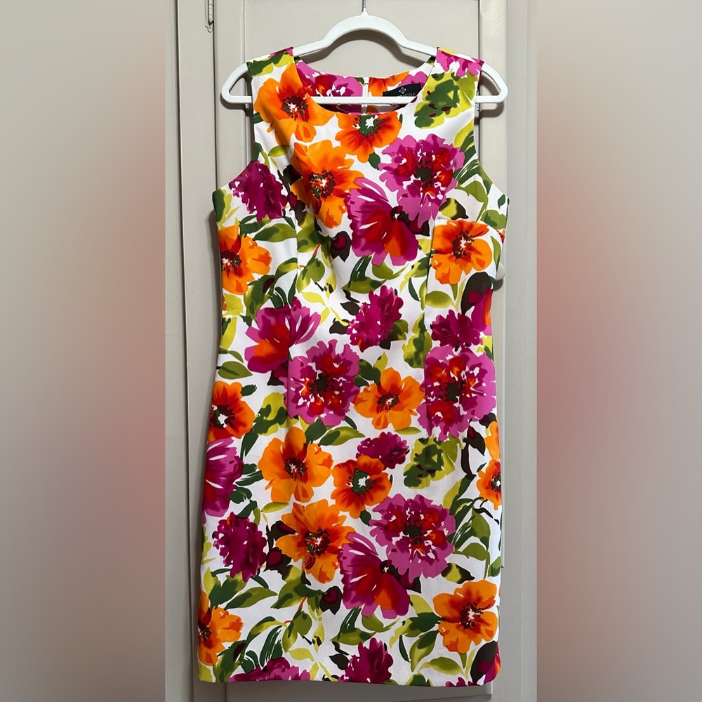 Ronni Nicole size 14